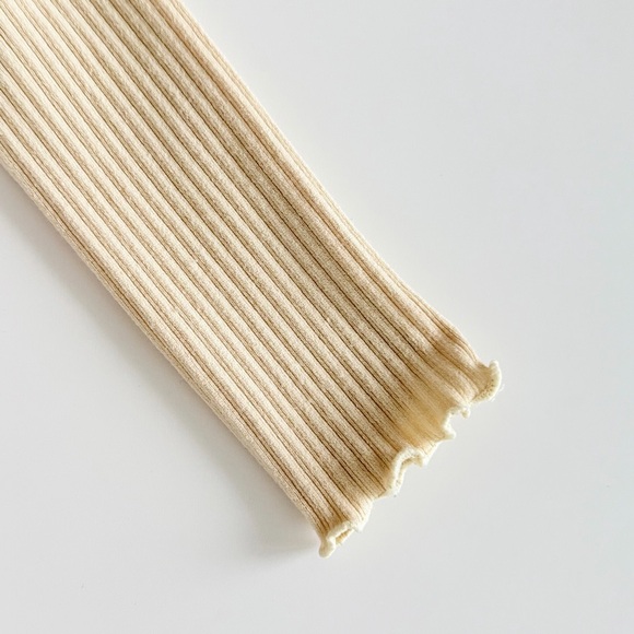 Cream Ribbed Cropped Cardigan Button Front Ruffle Trim Lightweight Knit Top - Picture 6 of 8